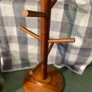 Wooden Mug Tree Stand